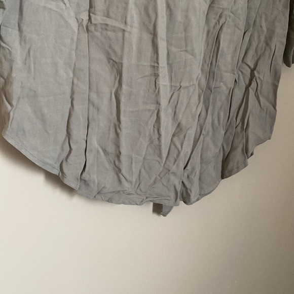 NWT JLUXLABEL Olive Elouise Mid Tie Blouse | Large - Picture 6 of 11